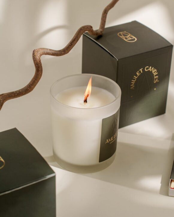 Amulet Candle Wood & Amber